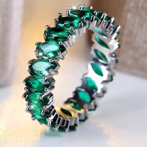 Emerald Green Silver Women's Ring